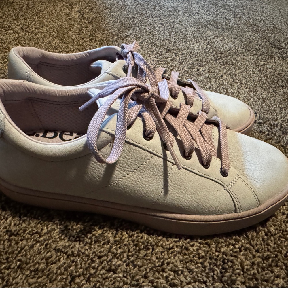 Women's LL Bean Cream Sneakers